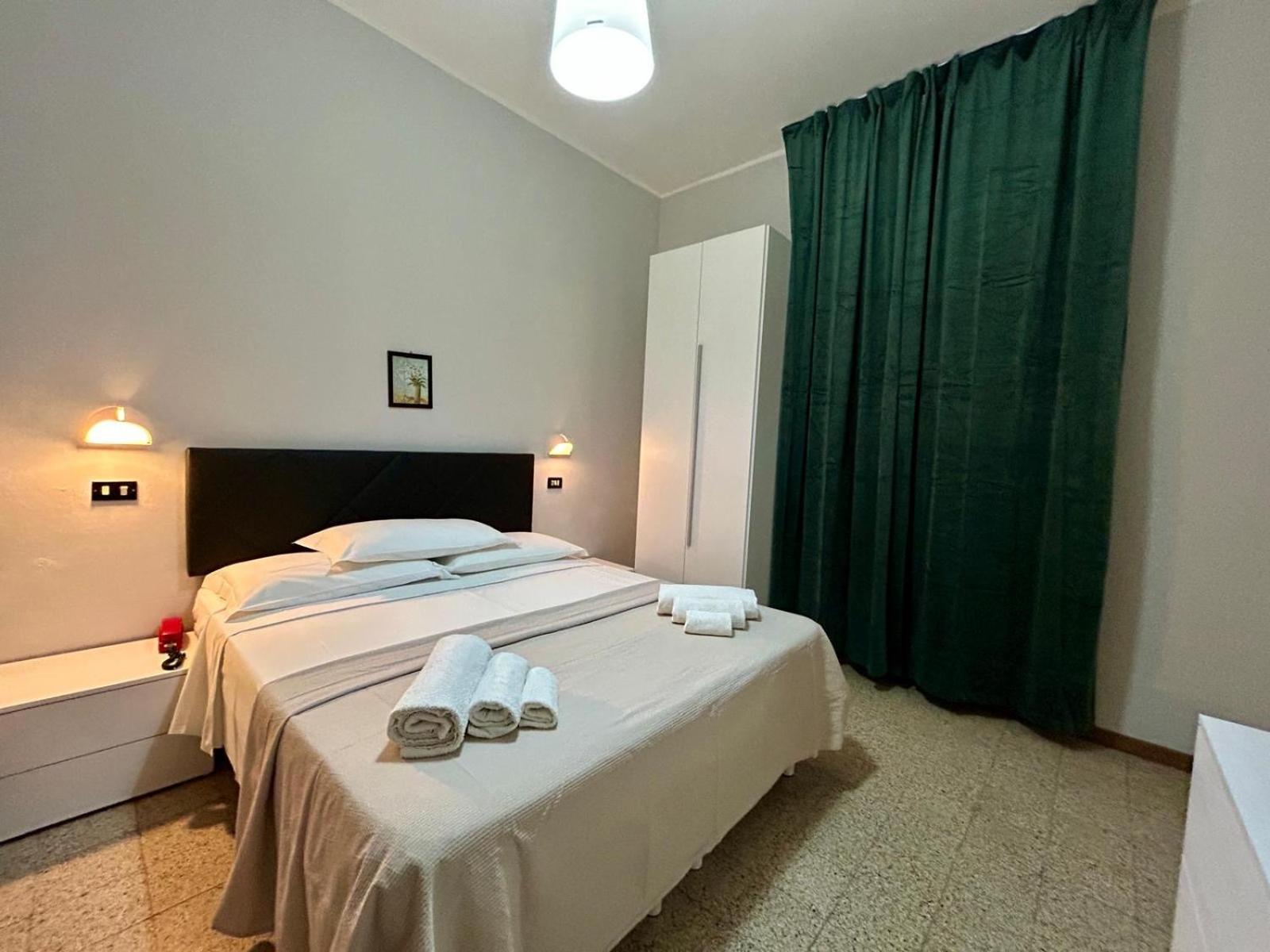 Hotel La Pergola Беллария-Иджеа-Марина Экстерьер фото